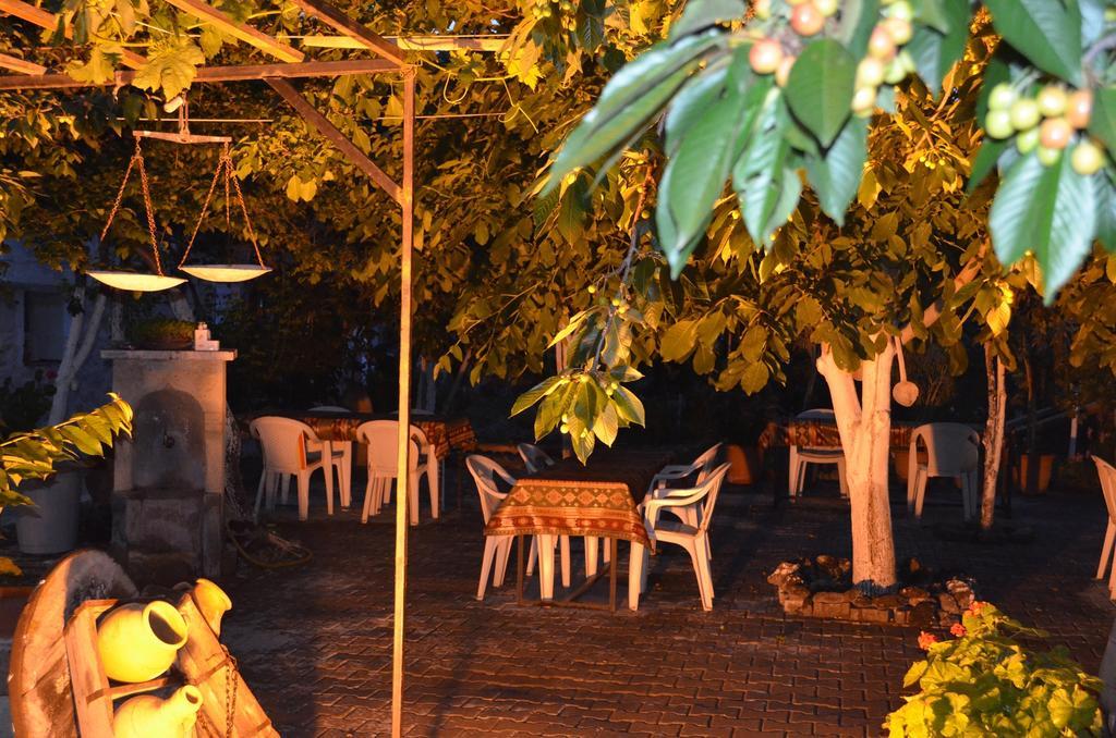 Erciyes Stone Hotel Uchisar Exterior foto